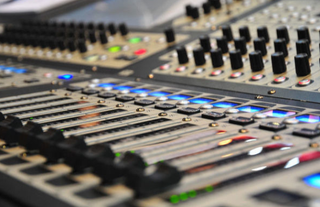 音频控制台.png 音频控制台.png