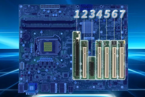 乐鱼壁挂式工控机扩展插槽.png 乐鱼壁挂式工控机扩展插槽.png