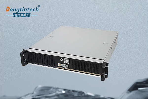 乐鱼2U上架式工控机.png 乐鱼2U上架式工控机.png