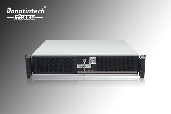 乐鱼2U上架式工控机.png